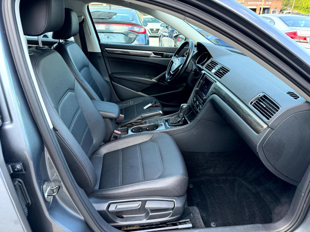 Volkswagen Passat SE 6A 2017