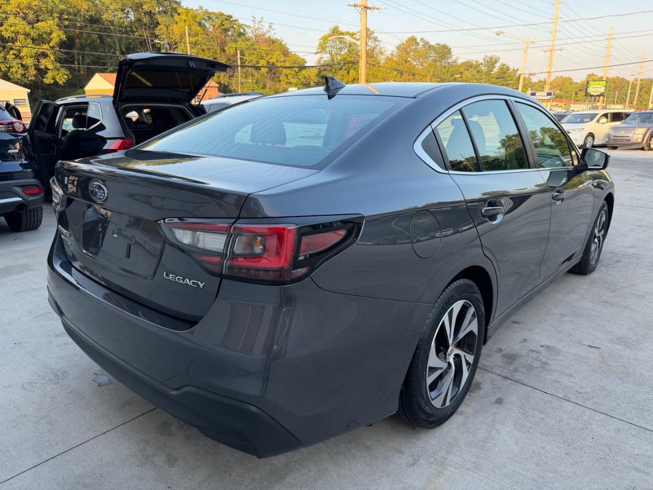 Subaru Legacy Premium 2022