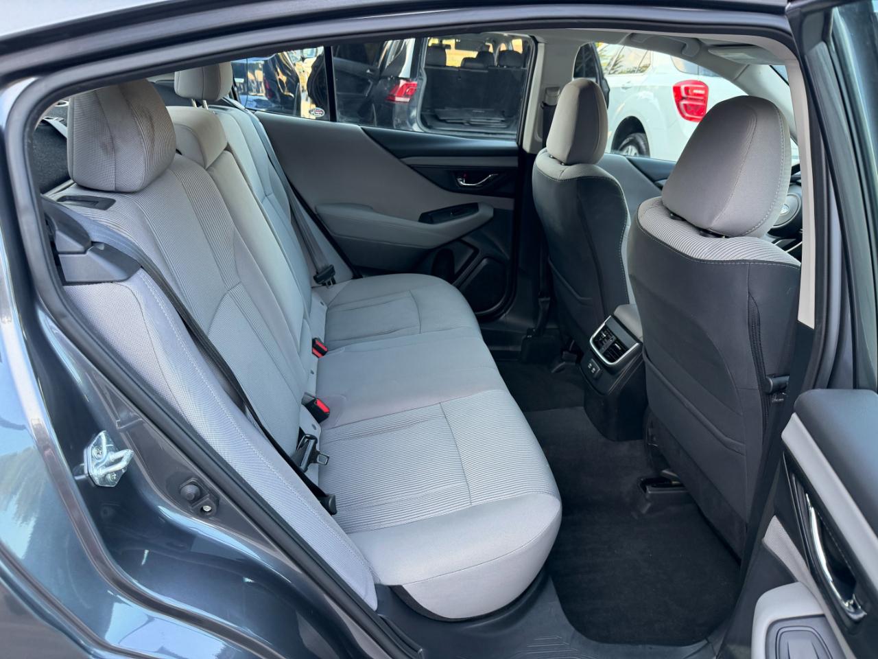 Subaru Legacy Premium 2022