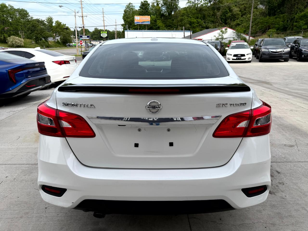 Nissan Sentra SR TURBO 6MT 2017
