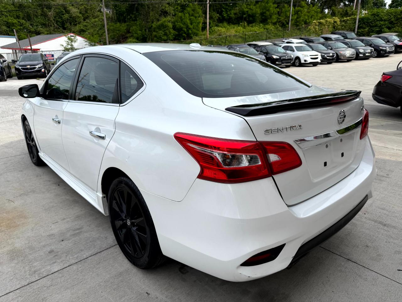 Nissan Sentra SR TURBO 6MT 2017