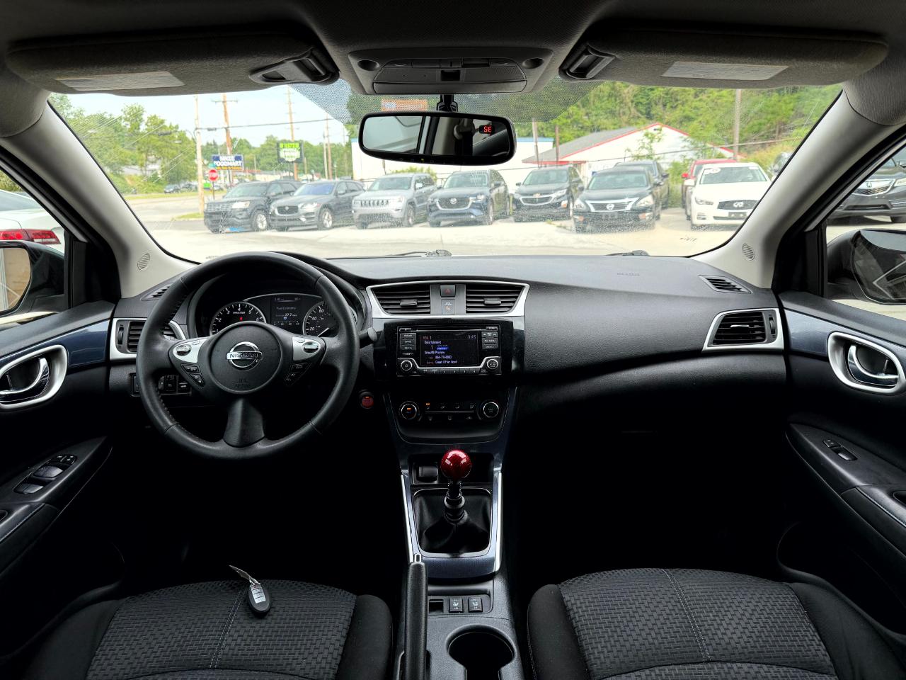 Nissan Sentra SR TURBO 6MT 2017