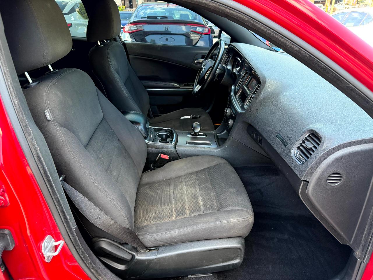 Dodge Charger SE 2013