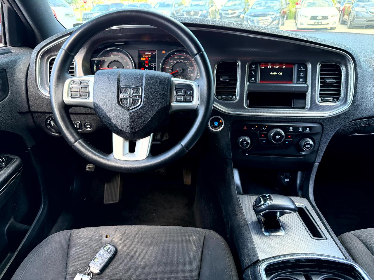 Dodge Charger SE 2013