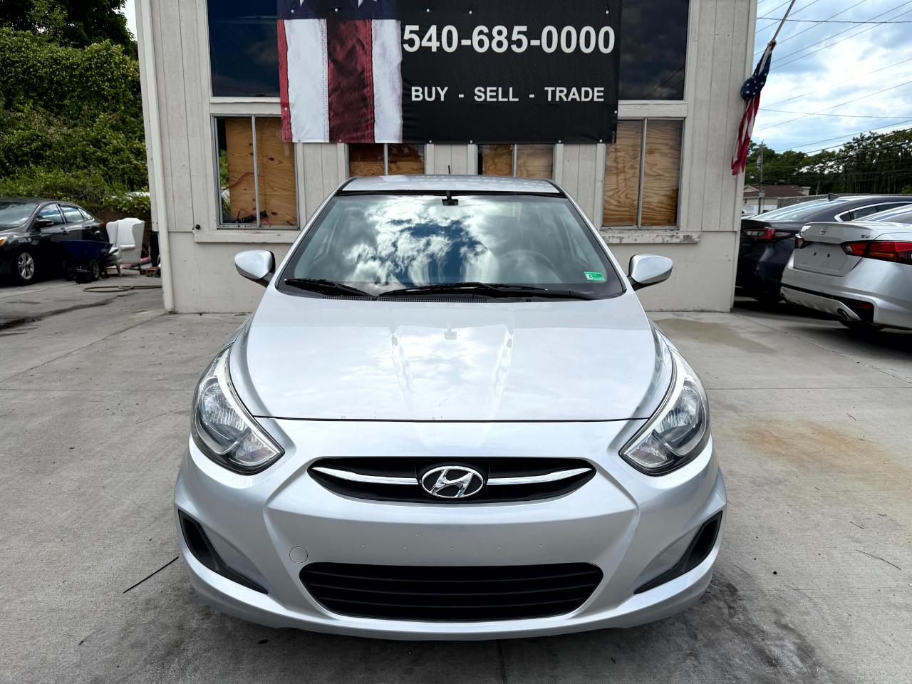 Hyundai Accent GLS 4-Door 6A 2015