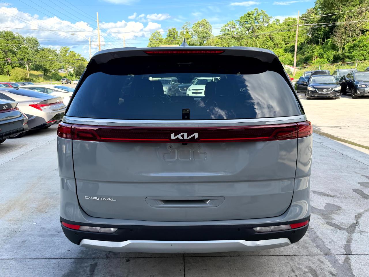 Kia Carnival EX 2023