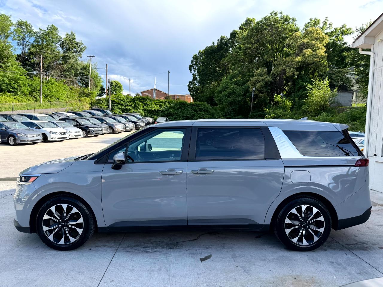 Kia Carnival EX 2023