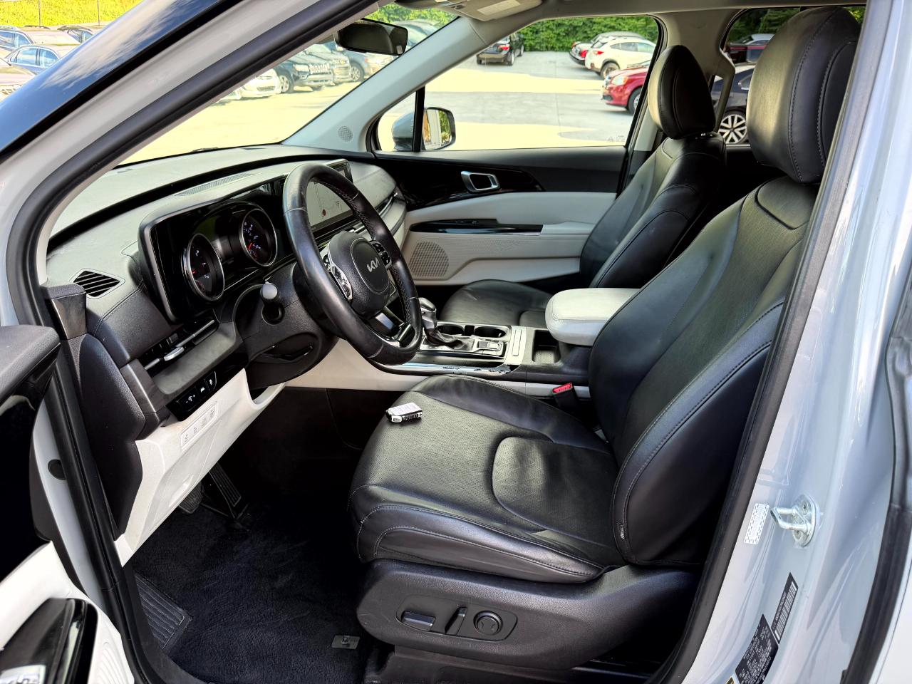 Kia Carnival EX 2023