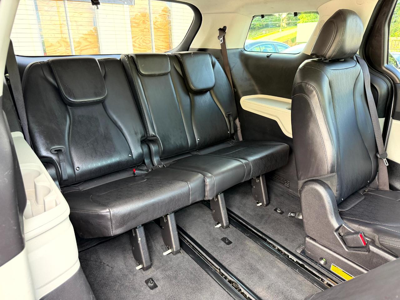 Kia Carnival EX 2023