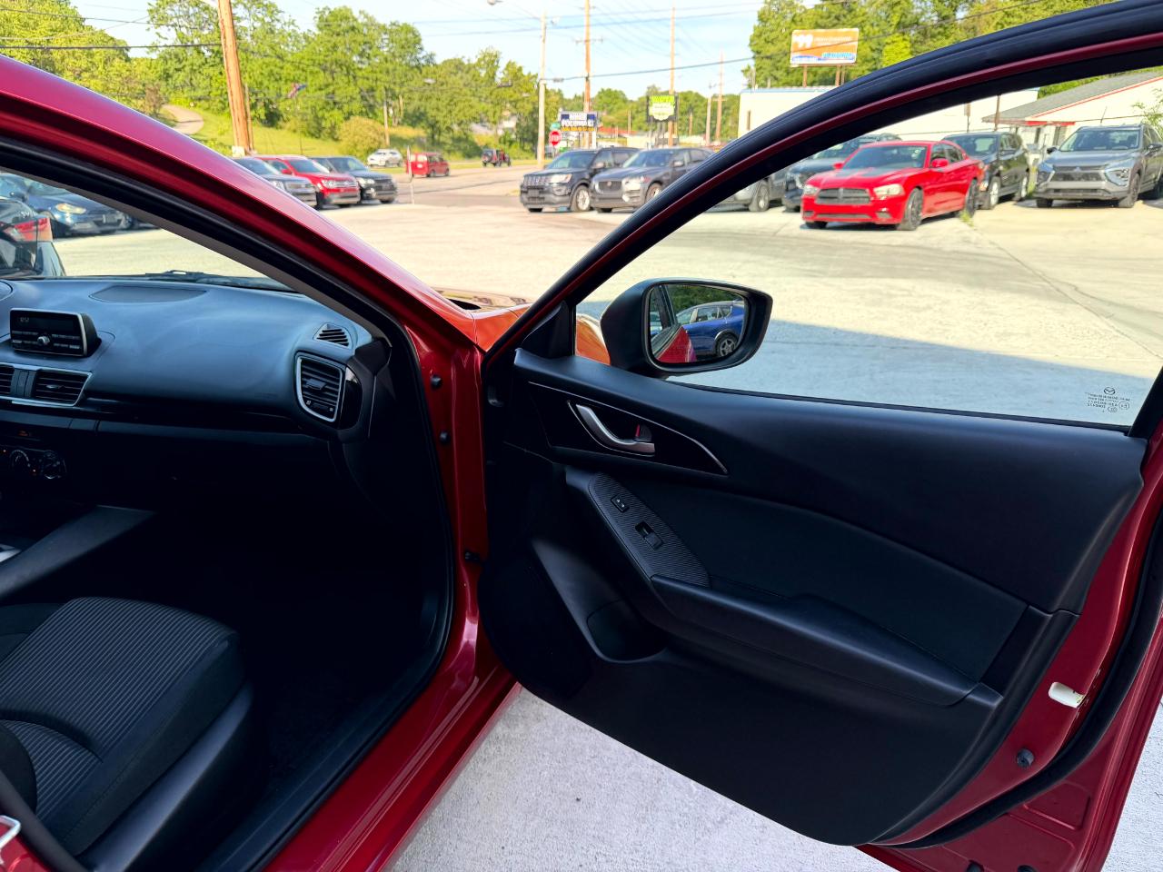 Mazda MAZDA3 i Touring AT 4-Door 2014