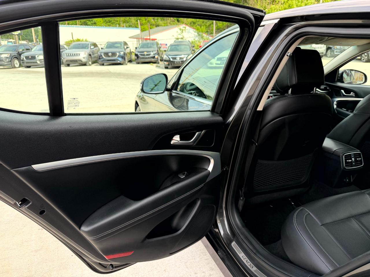 Genesis G70 2.0T 2022