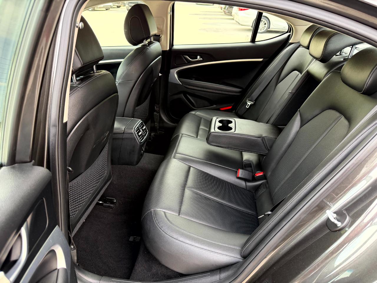 Genesis G70 2.0T 2022