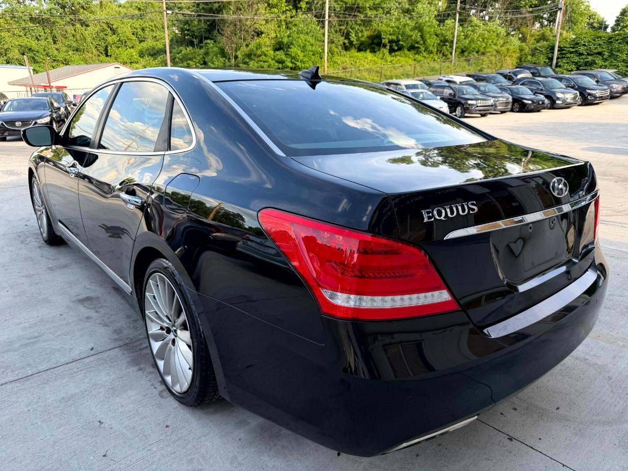 Hyundai Equus Signature 2016