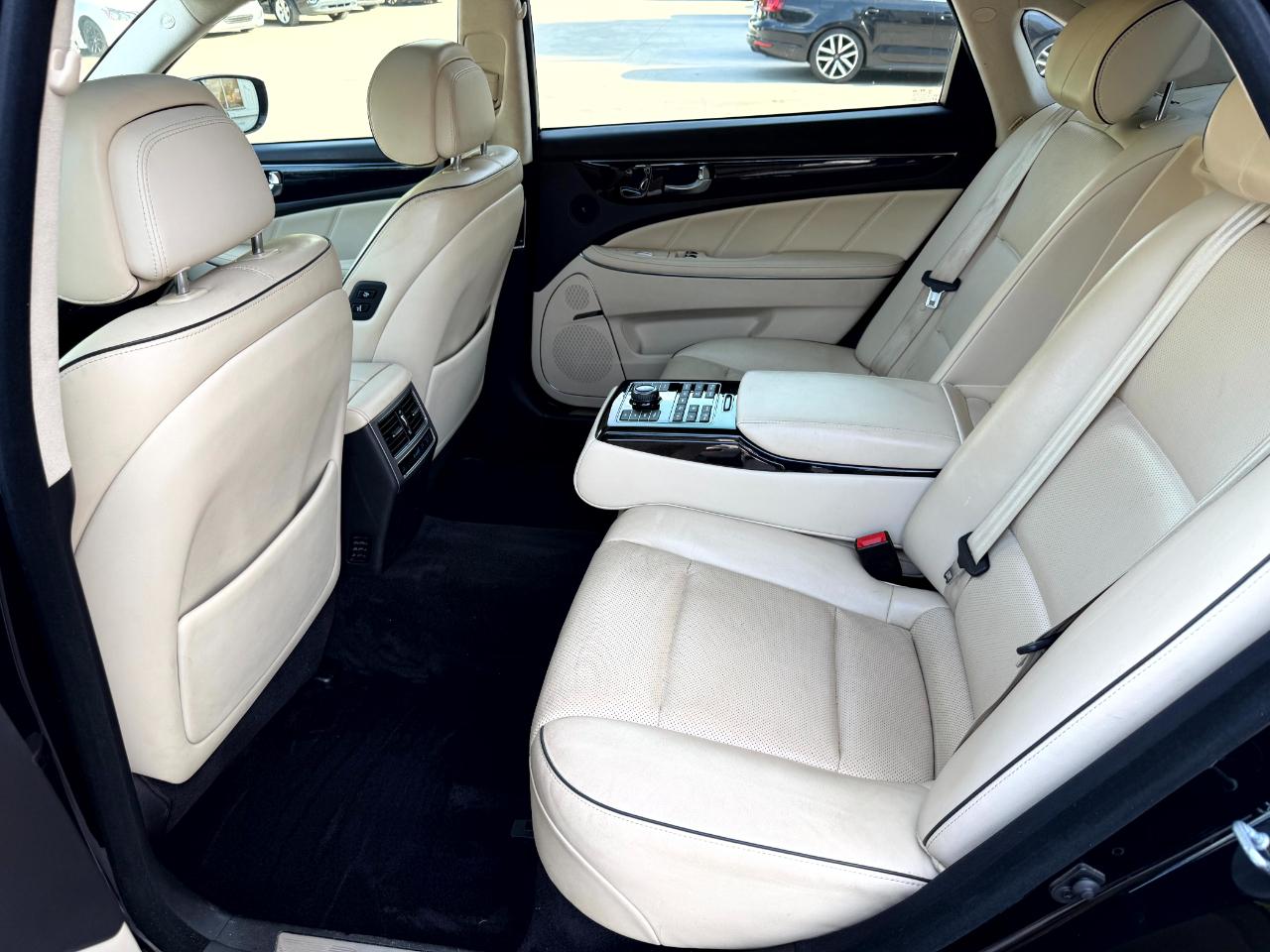 Hyundai Equus Signature 2016