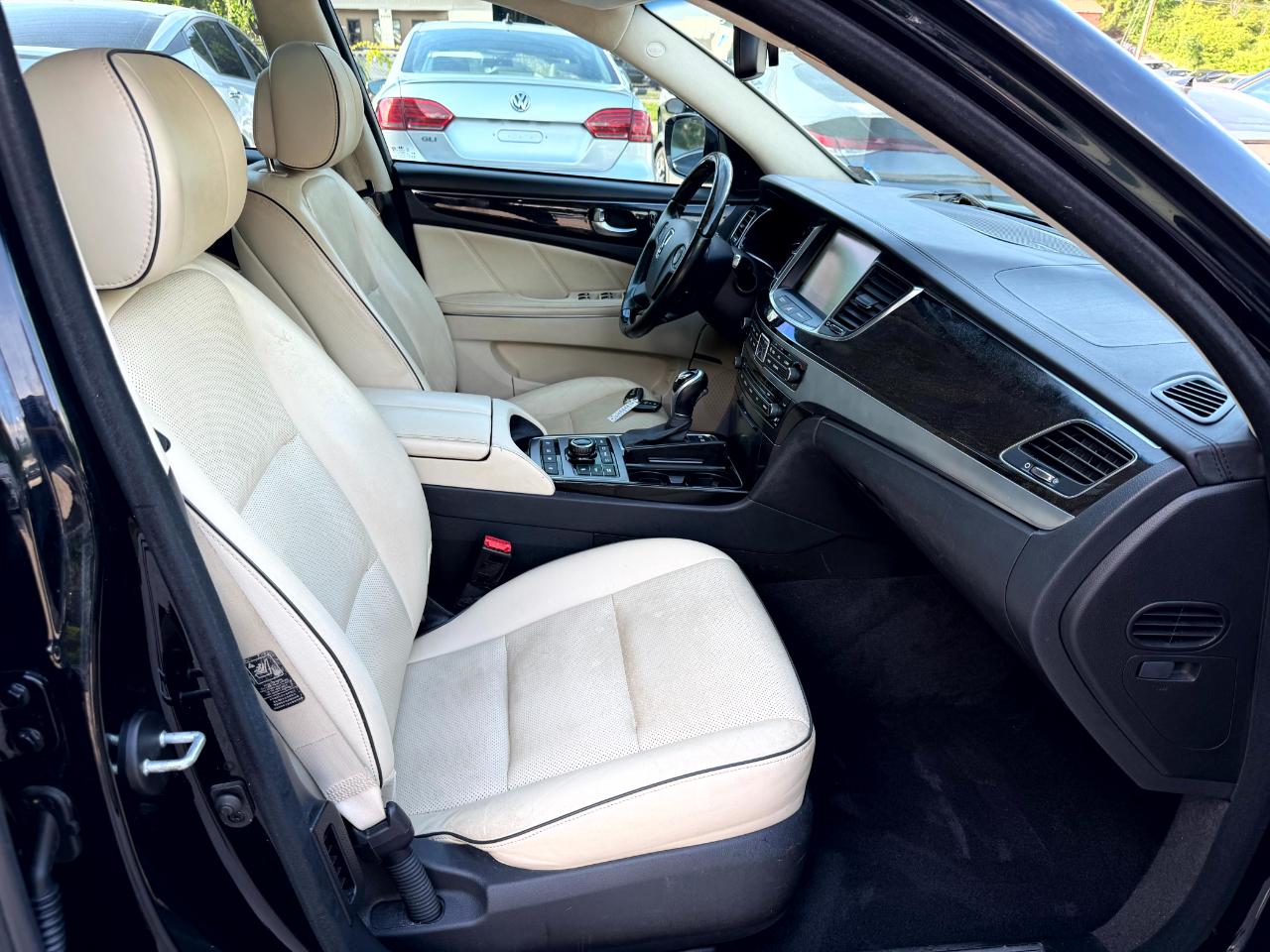 Hyundai Equus Signature 2016