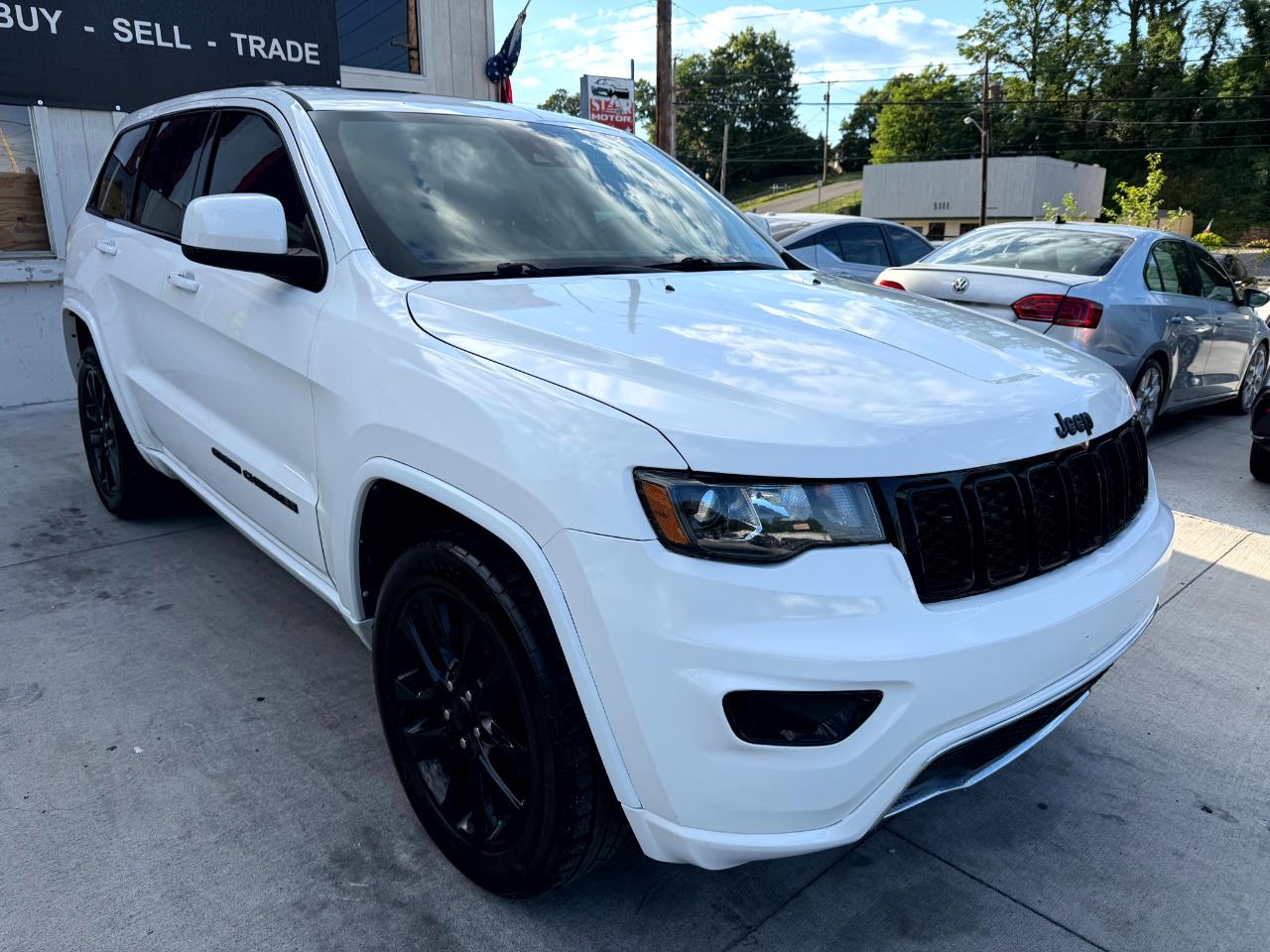 Jeep Grand Cherokee Laredo 4WD 2020