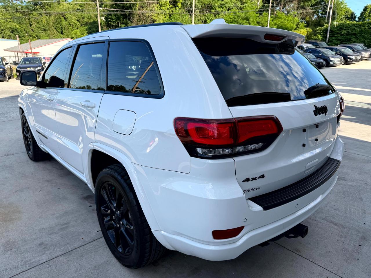 Jeep Grand Cherokee Laredo 4WD 2020
