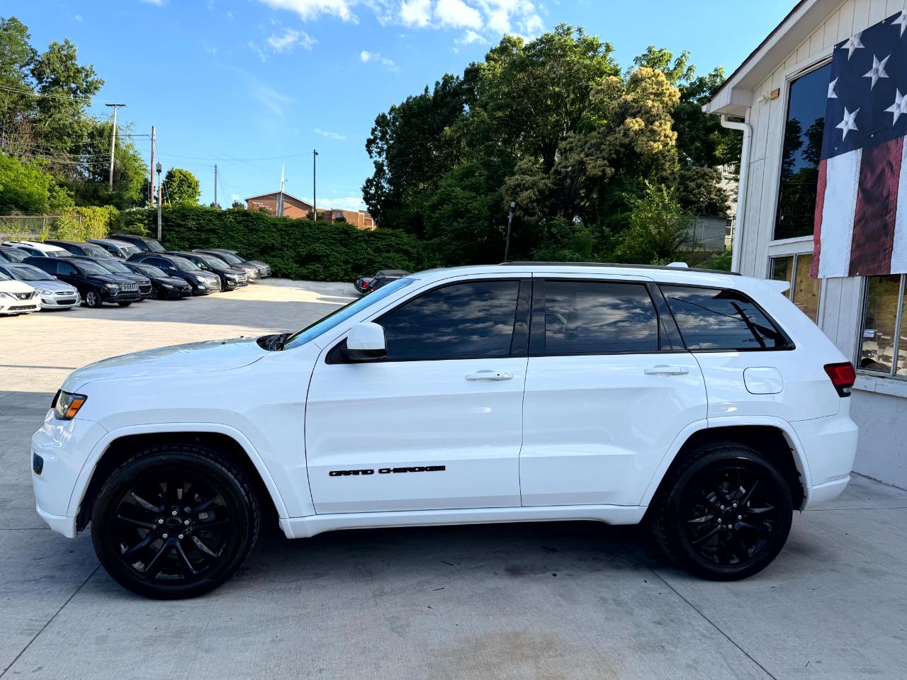 Jeep Grand Cherokee Laredo 4WD 2020
