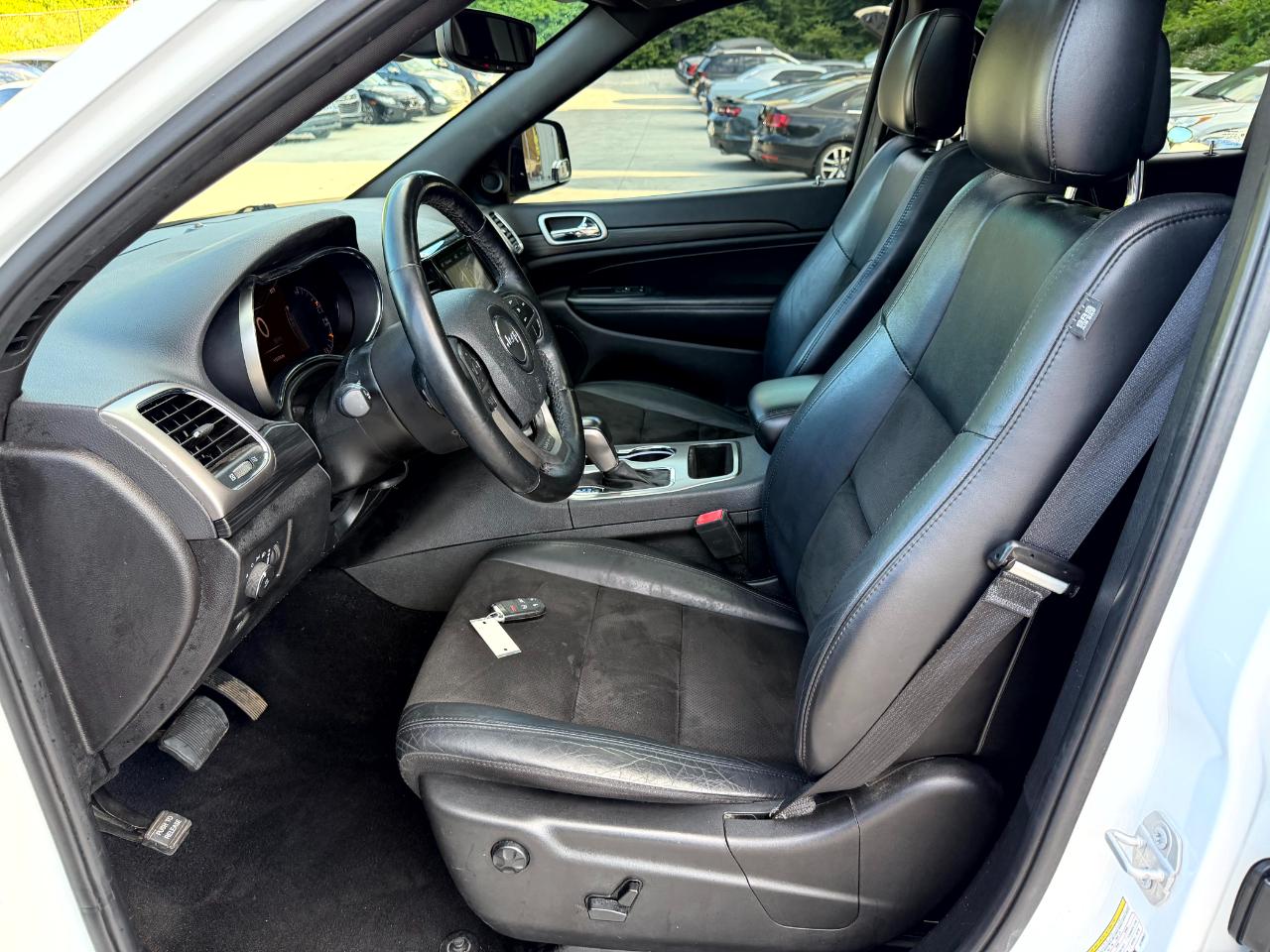 Jeep Grand Cherokee Laredo 4WD 2020