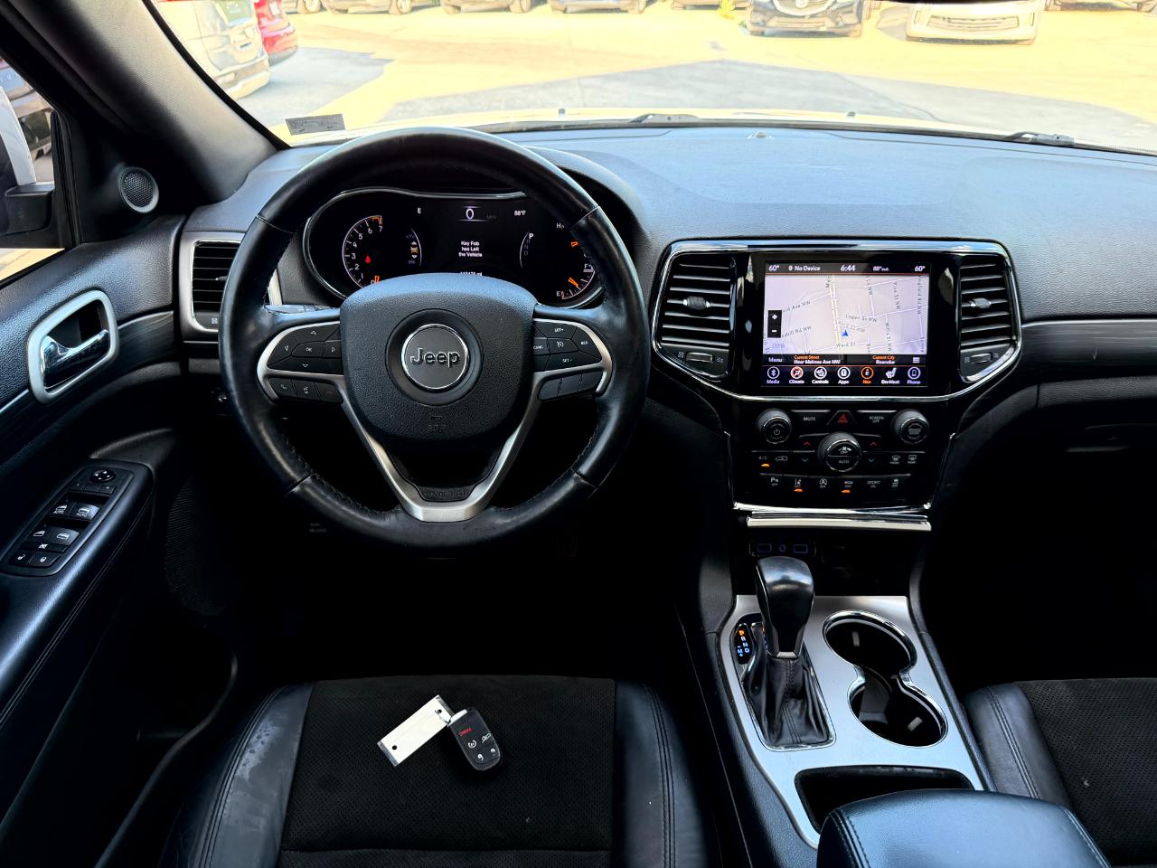 Jeep Grand Cherokee Laredo 4WD 2020