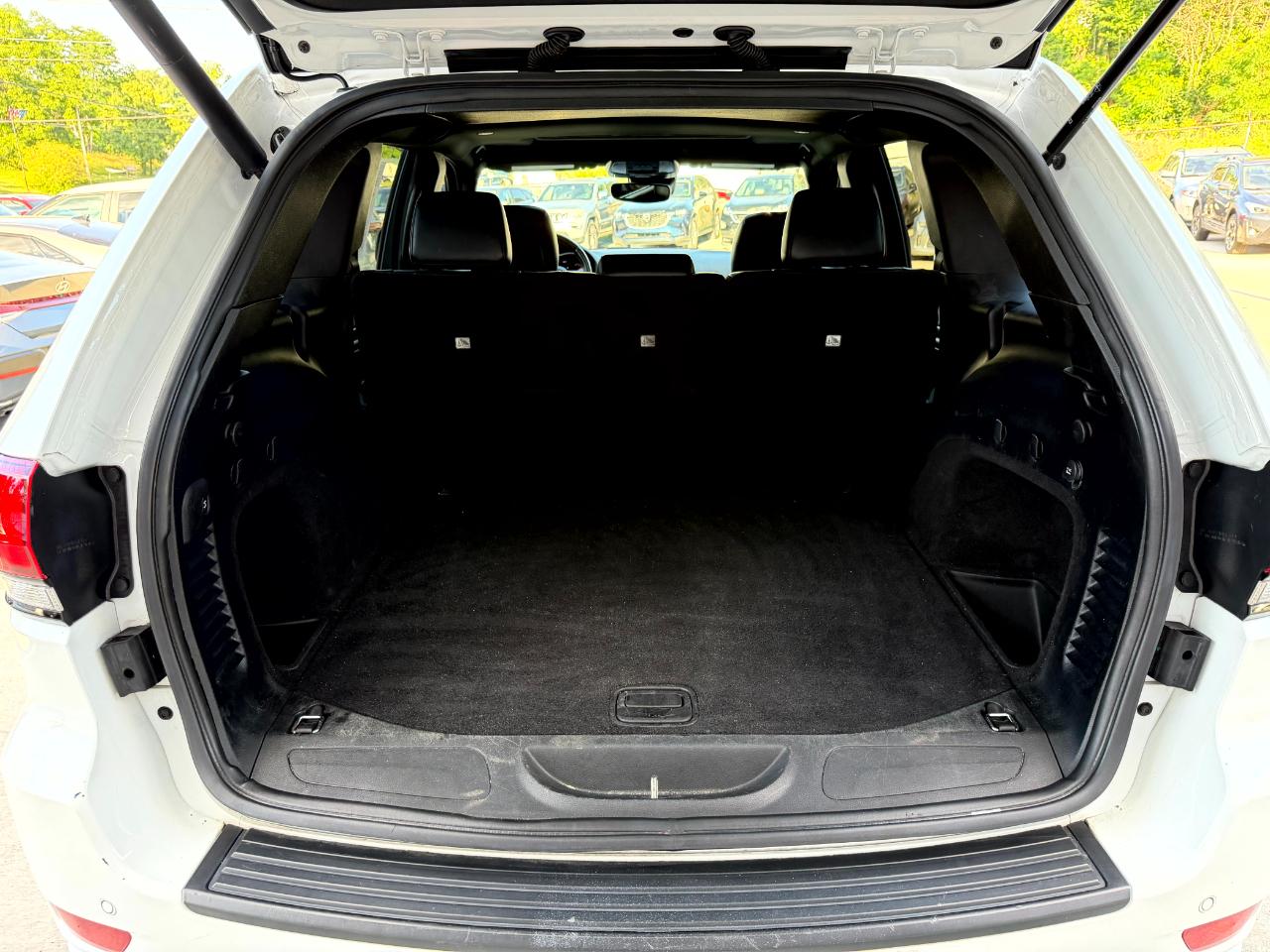 Jeep Grand Cherokee Laredo 4WD 2020