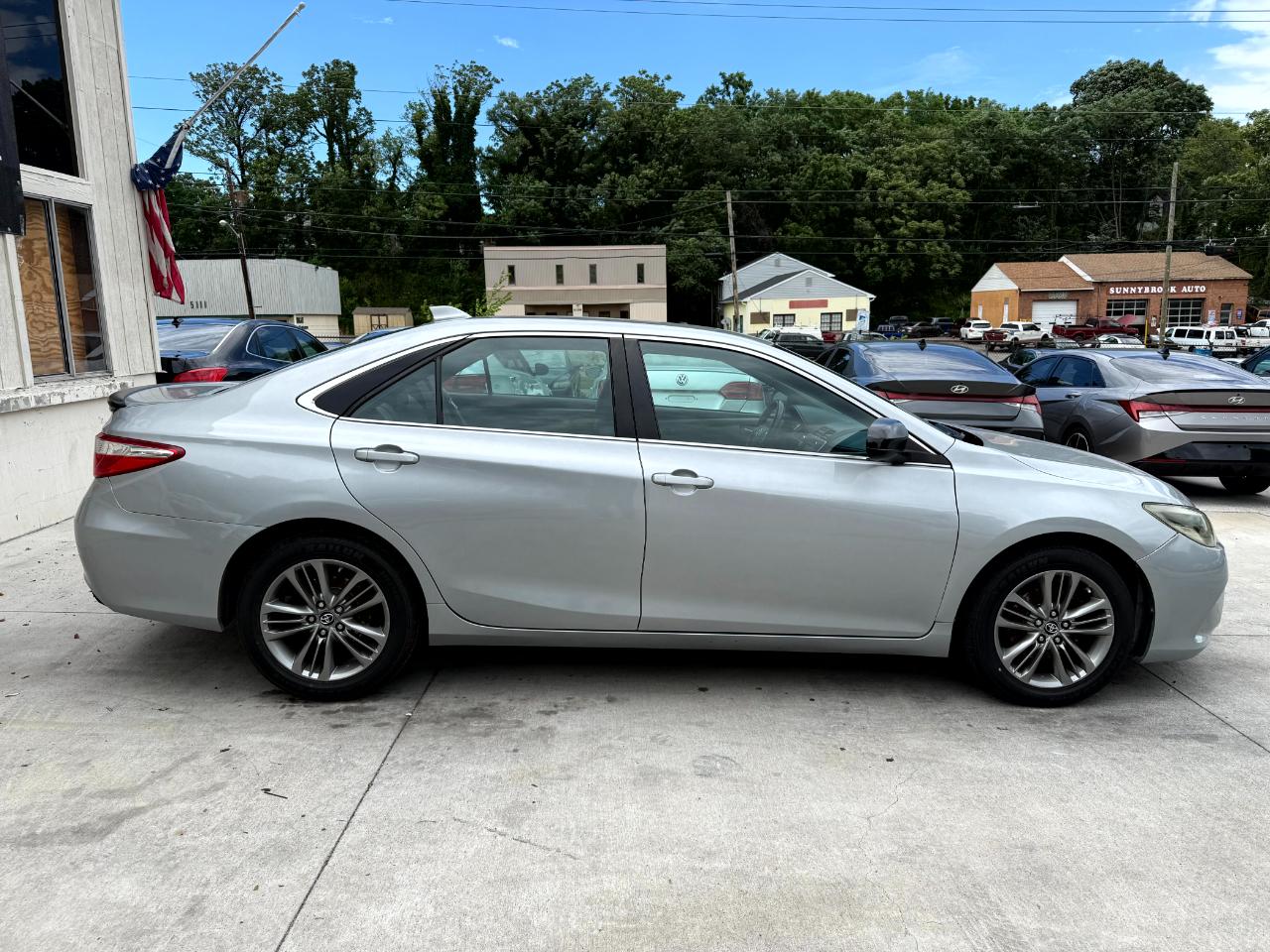 Toyota Camry SE 2017