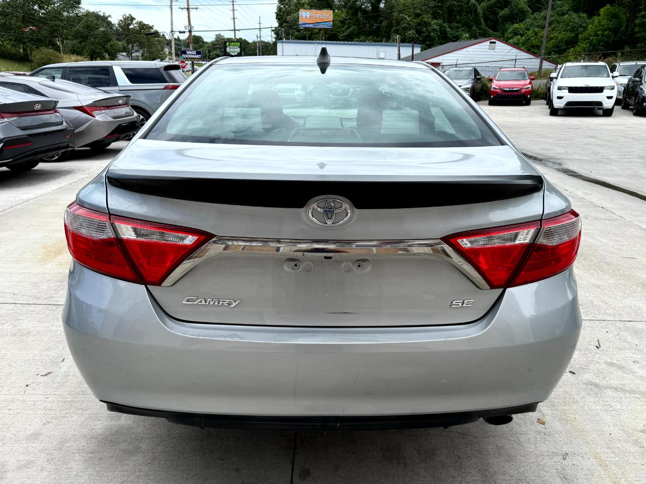 Toyota Camry SE 2017