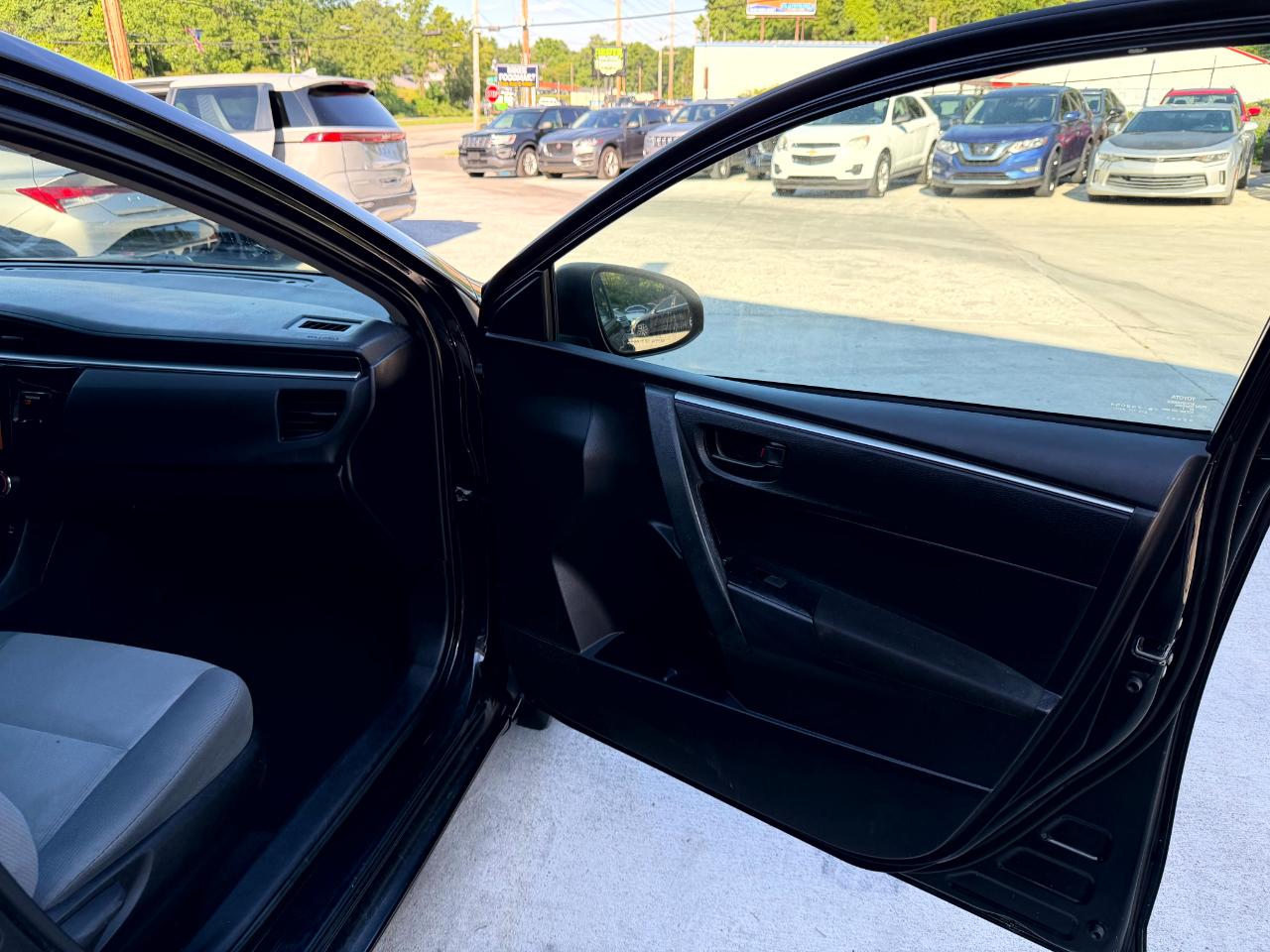 Toyota Corolla L 2014