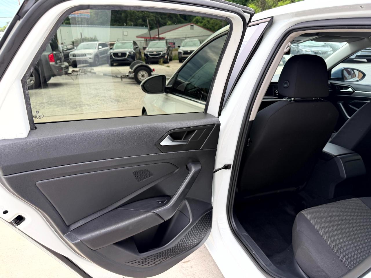 Volkswagen Jetta 1.4T S 6M 2019