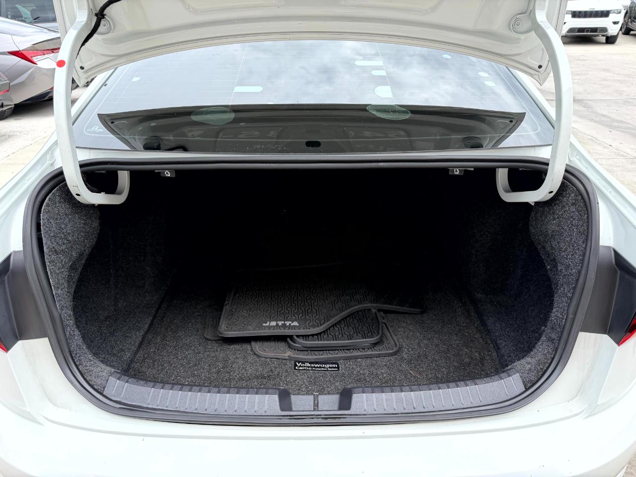 Volkswagen Jetta 1.4T S 6M 2019