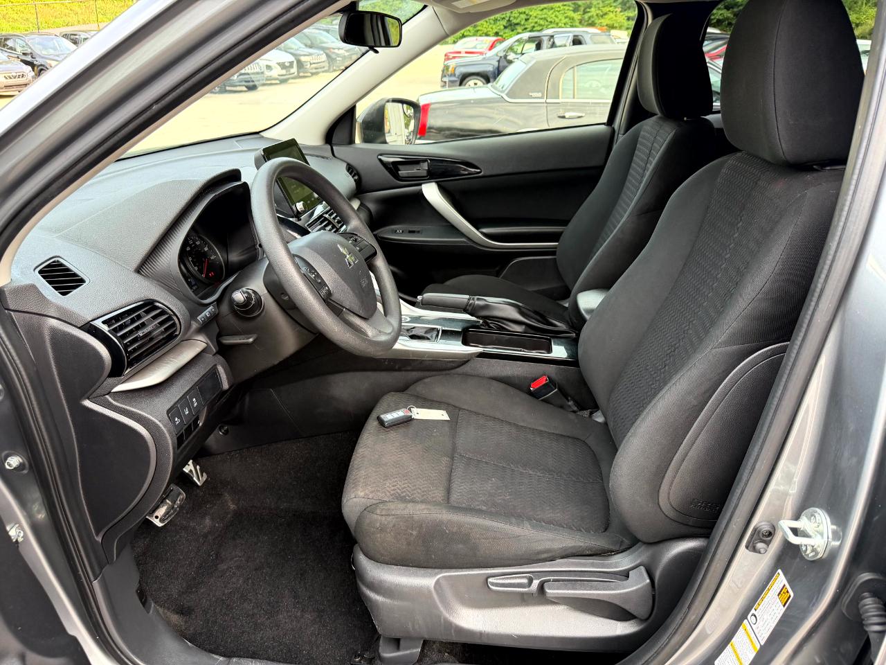 Mitsubishi Eclipse Cross LE AWD 2024