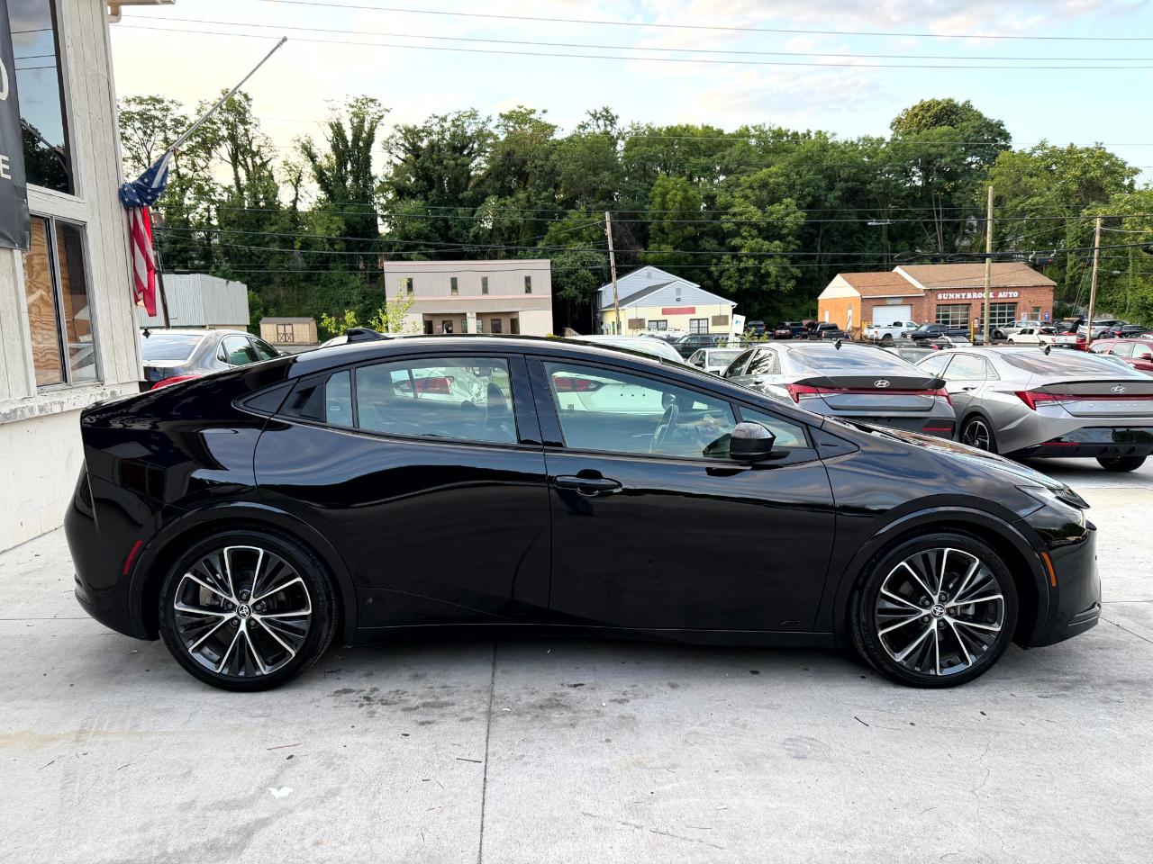 Toyota Prius XLE AWD 2024