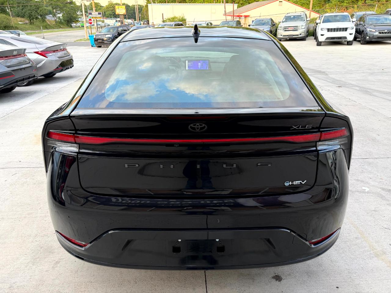Toyota Prius XLE AWD 2024