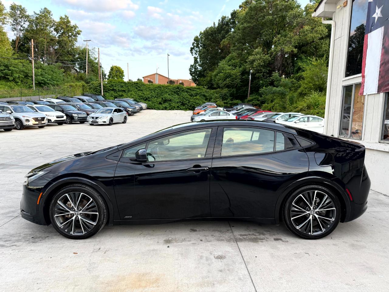 Toyota Prius XLE AWD 2024