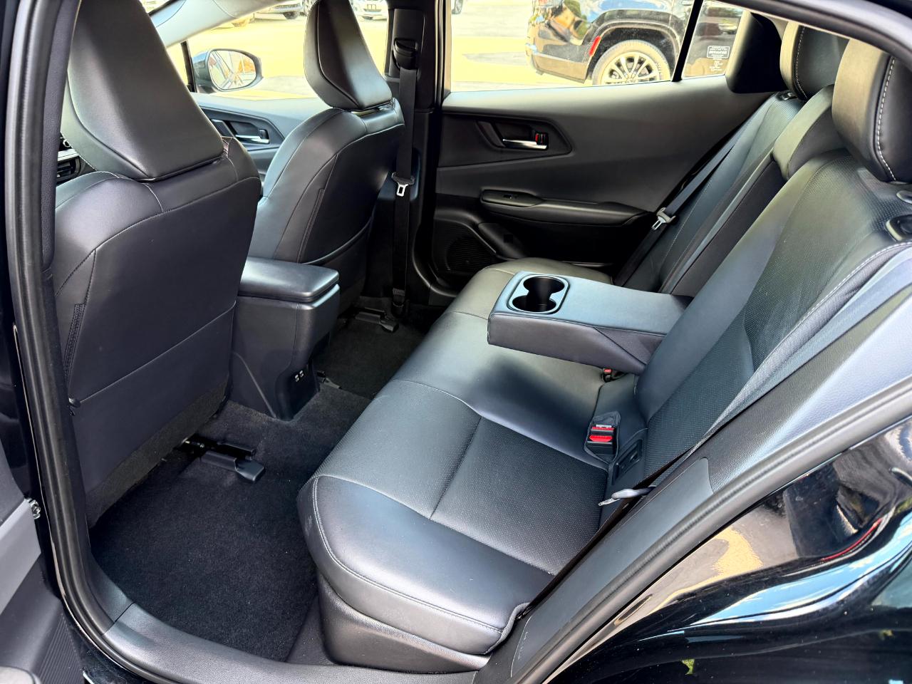Toyota Prius XLE AWD 2024