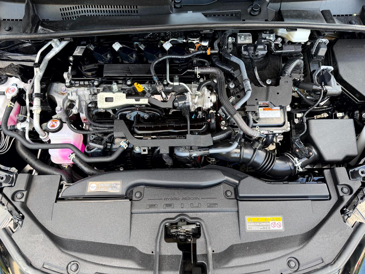 Toyota Prius XLE AWD 2024