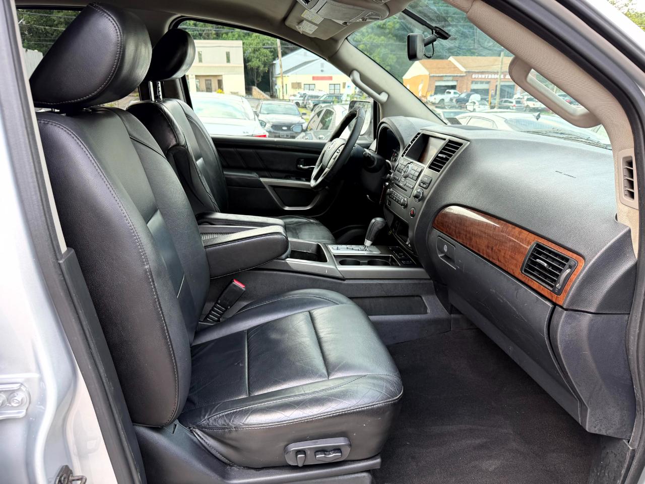 Nissan Armada SL 2015