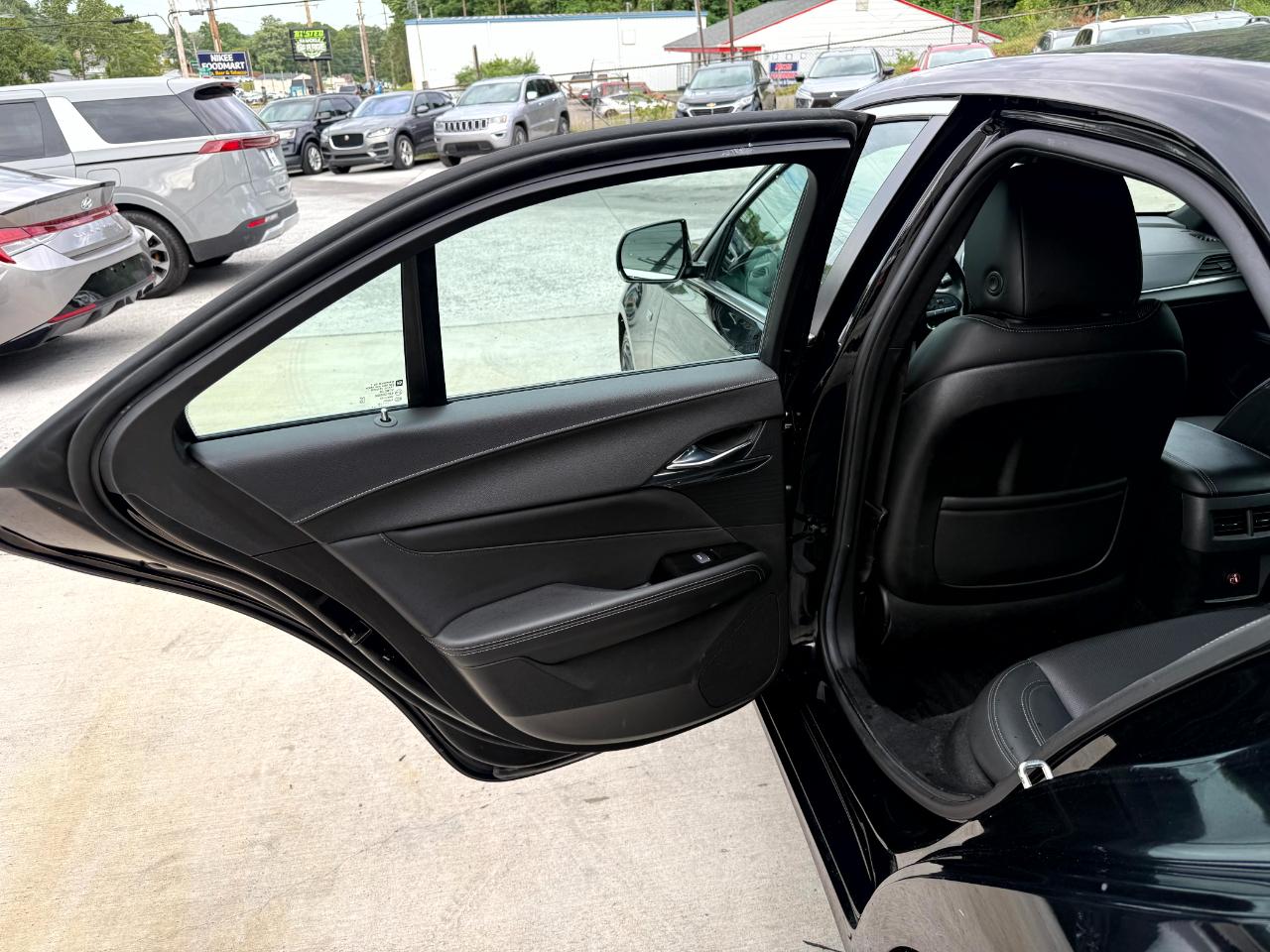 Cadillac CT4 Premium Luxury 2023