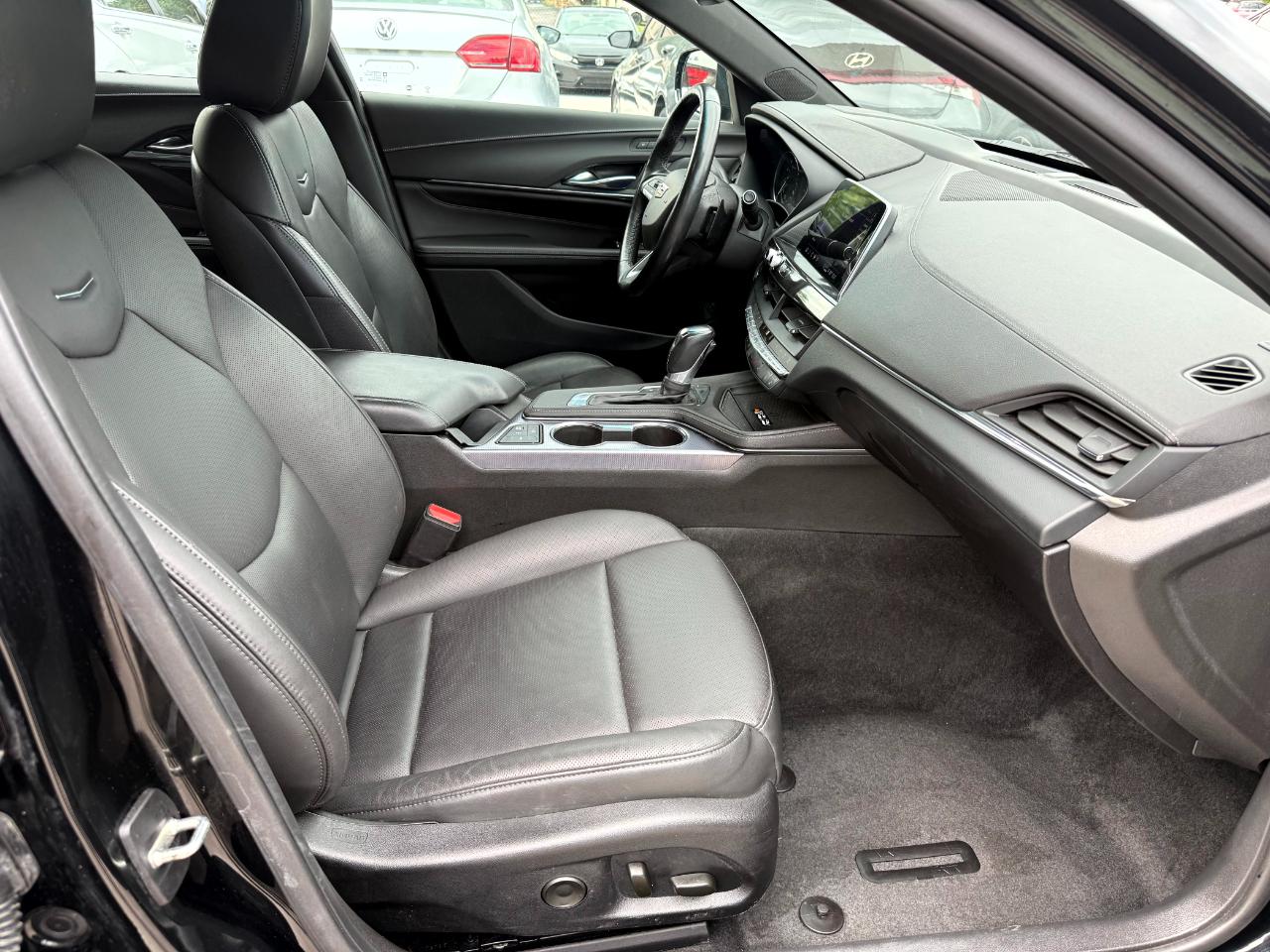 Cadillac CT4 Premium Luxury 2023