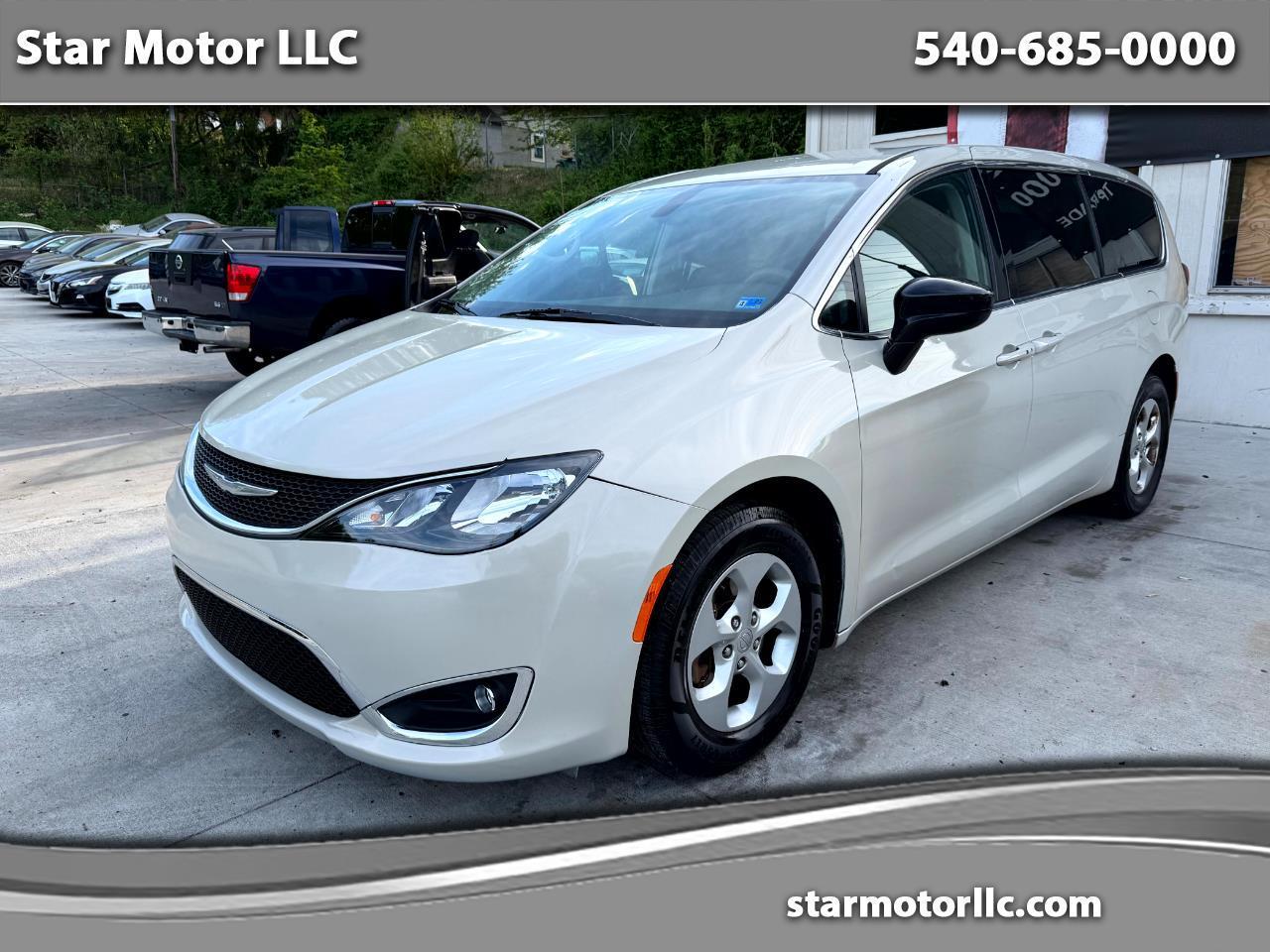 Chrysler Pacifica LX 2017