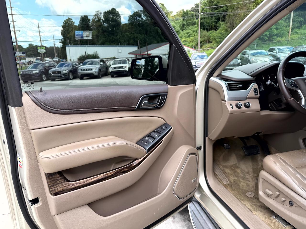 GMC Yukon XL SLE 4WD 2015