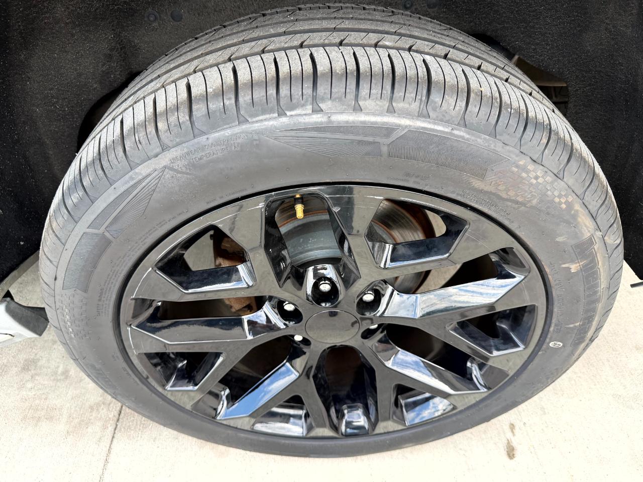 GMC Yukon XL SLE 4WD 2015