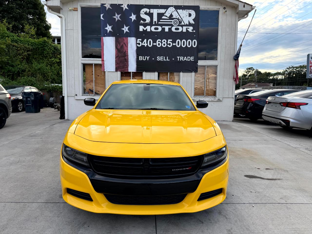Dodge Charger SE 2017