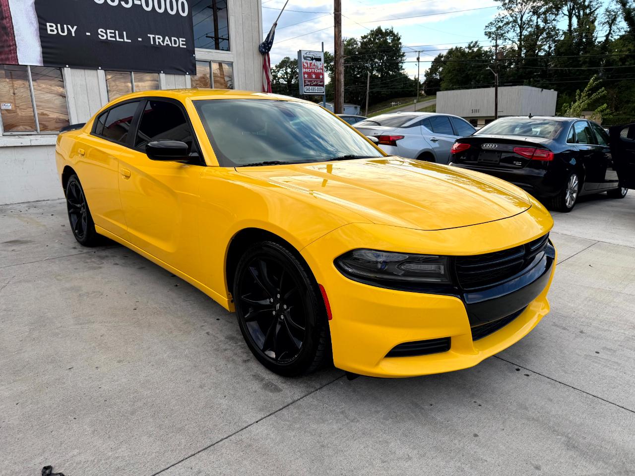 Dodge Charger SE 2017