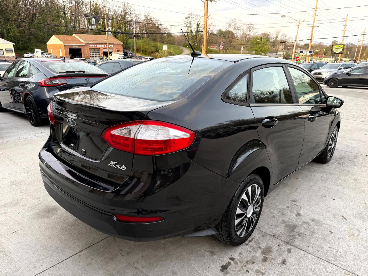 Ford Fiesta S Sedan 2015