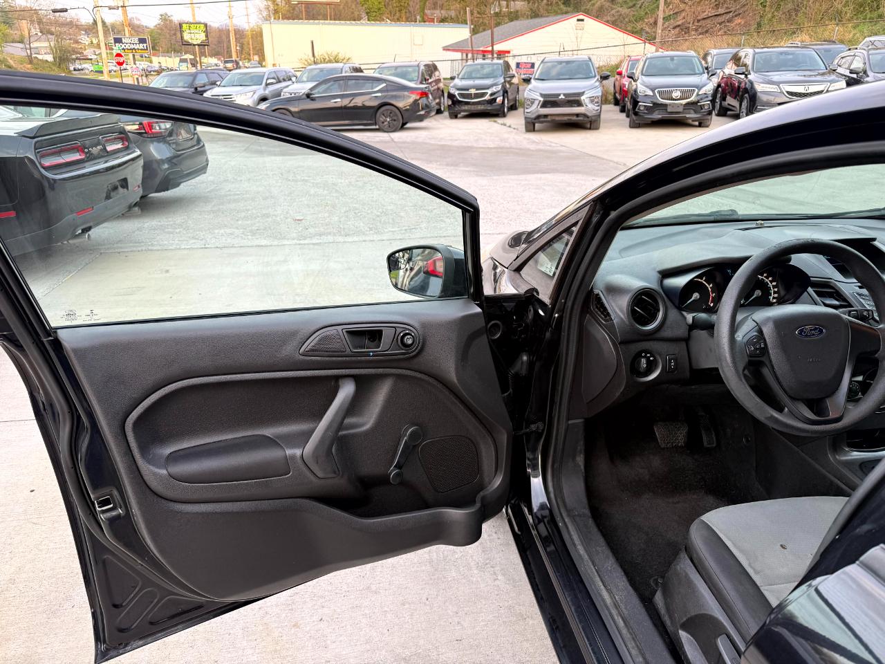 Ford Fiesta S Sedan 2015