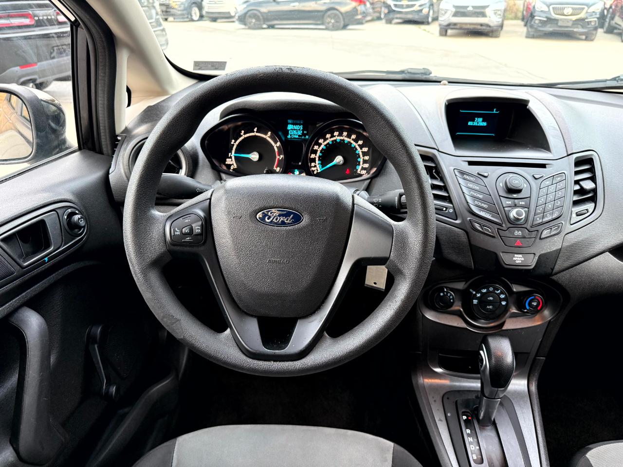 Ford Fiesta S Sedan 2015