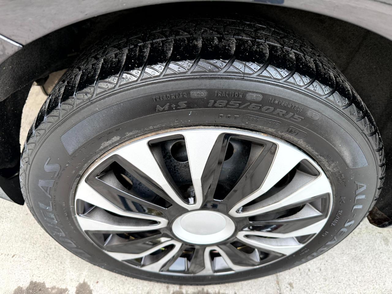 Ford Fiesta S Sedan 2015