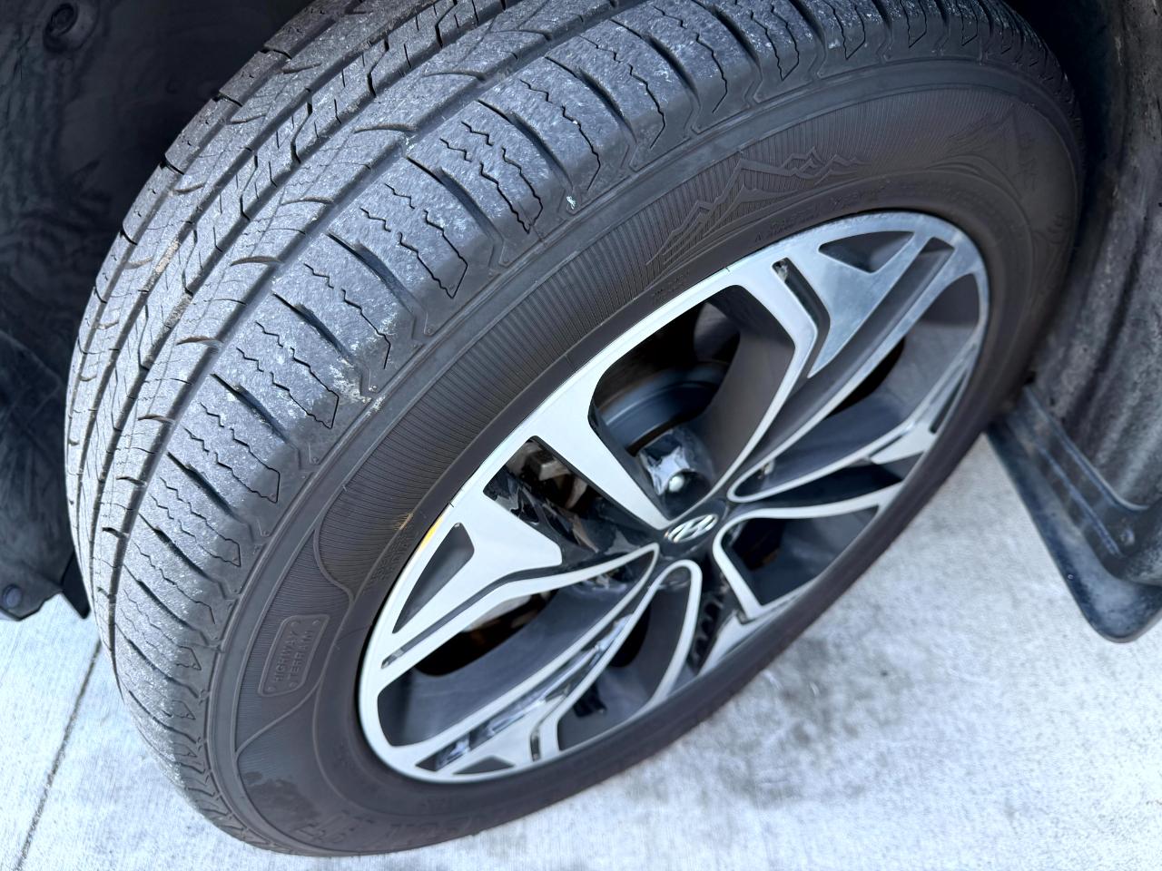 Hyundai Santa Fe Ultimate 2.0T AWD 2019