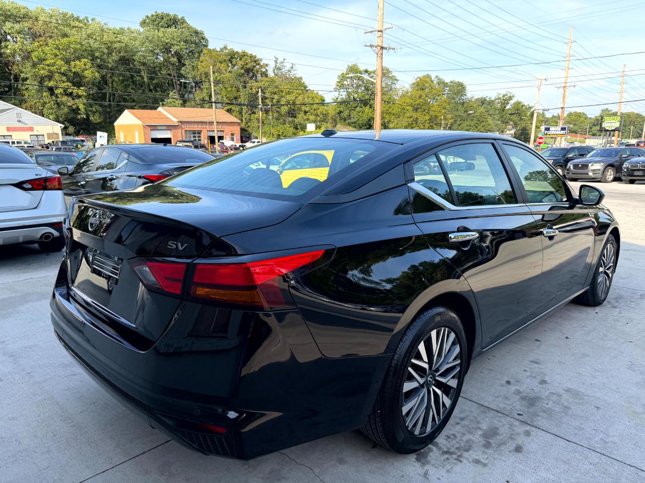 Nissan Altima 2.5 SV 2024